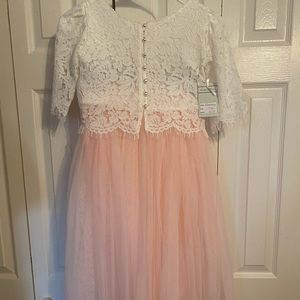 Lace top/tulle skirt size girls 10/12